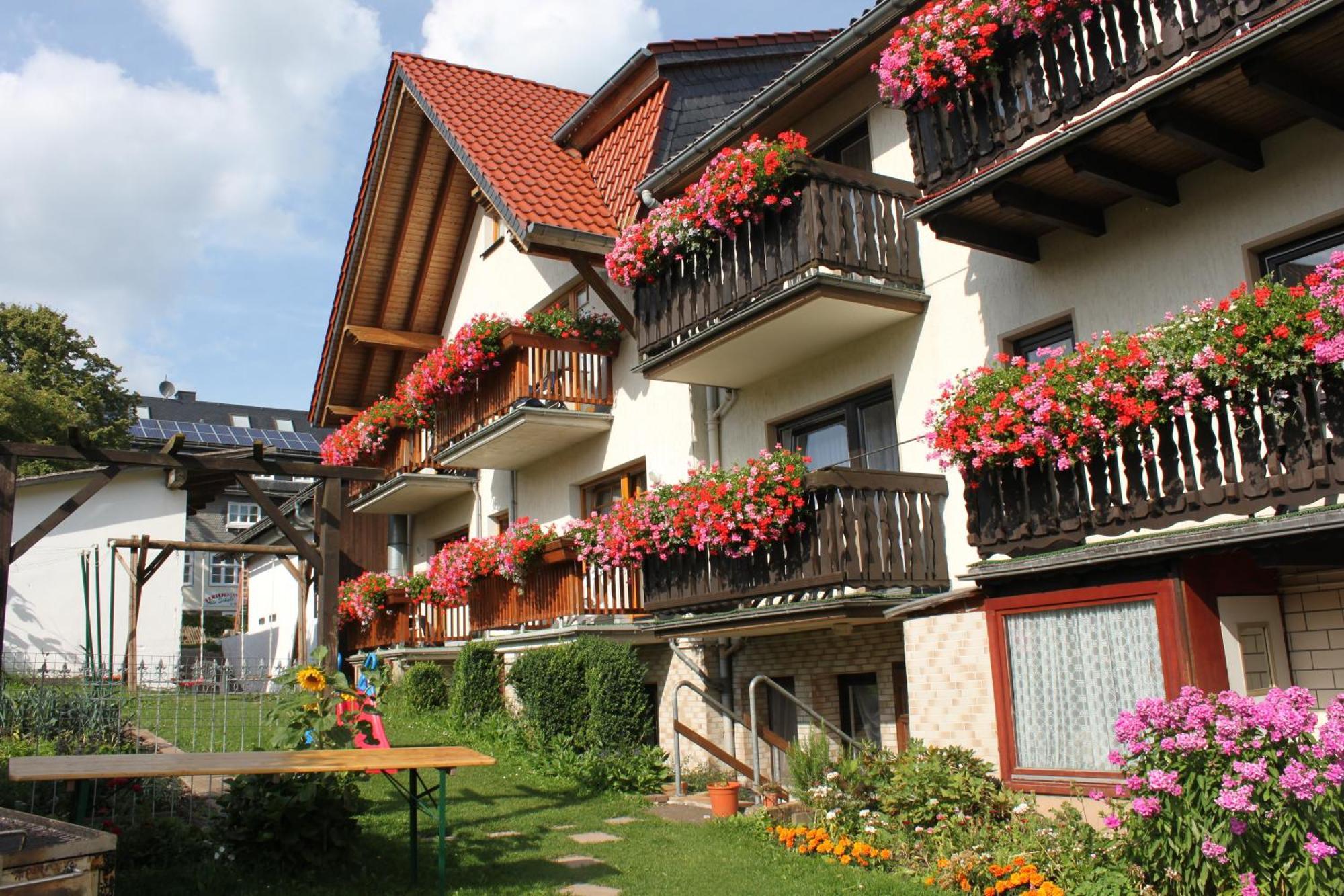Landgasthof Hotel Sauer Віллінген Екстер'єр фото